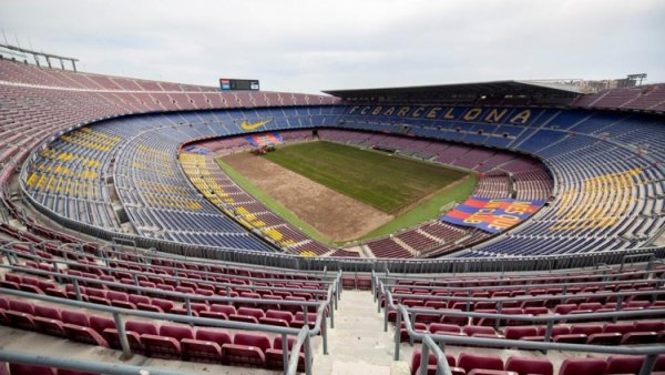 Phóng viên: Barcelona cố gắng trở lại Camp Nou chống lại Real Sociedad, nhưng Paris sẽ có mặt tại Sâ