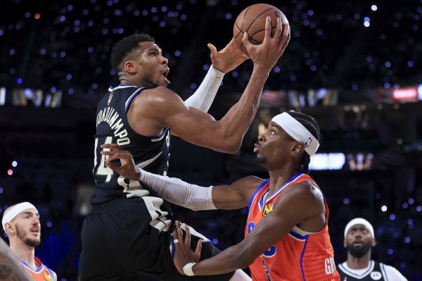 Đã đạt trung bình hơn 30 điểm mỗi trận trong ba mùa giải liên tiếp! Nếu Antetokounmpo&SGA đạt ti