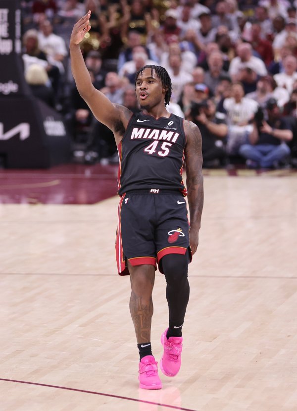 Davion Mitchell: Nhịp độ trận đấu của toàn đội rất tốt. Nếu tuân theo nguyên tắc chiến thuật, chúng 