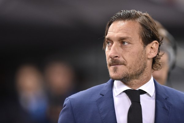 Totti: Có 3 đội được đánh giá vô địch Serie A năm nay là Inter Milan, Napoli và AC Milan