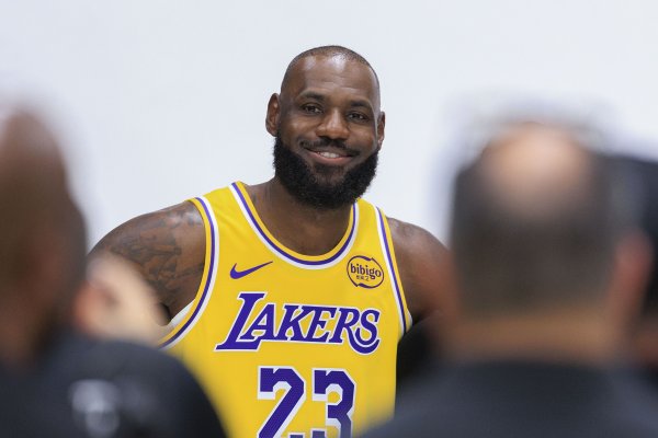 James: Đây là lần đầu tiên trong sự nghiệp tôi bỏ lỡ giai đoạn đầu mùa giải. Điều đó rất khó khăn đố