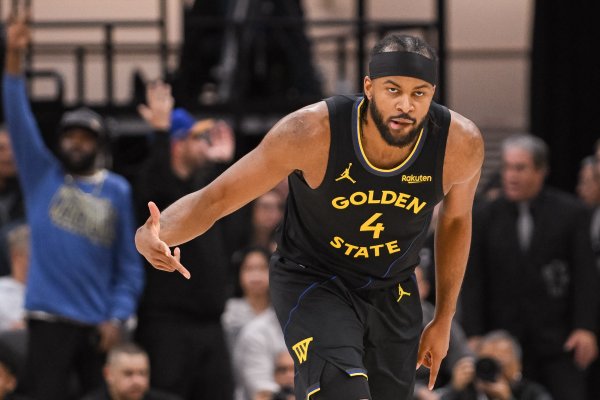 Ngay cả khi Kuba đuổi theo anh ta, anh ta thậm chí sẽ không chiến đấu! Đội hình xuất phát của Warrio